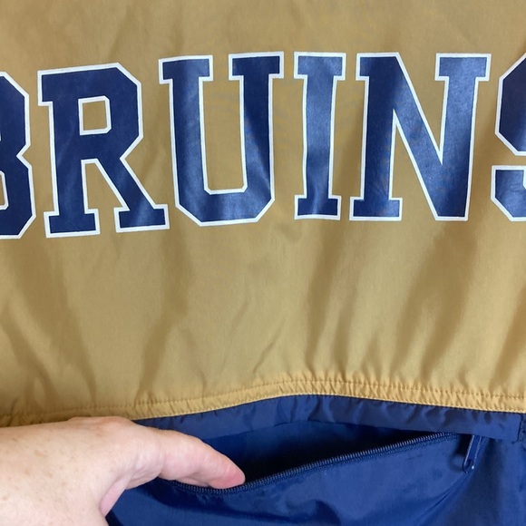 VINTAGE UCLA BRUINS WINDBREAKER XL JACKET Apex One Athleisure Streetwear Fan - Picture 9 of 16